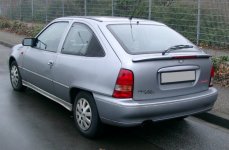 Daewoo_Nexia_Hatchback 3 door_1995.jpg