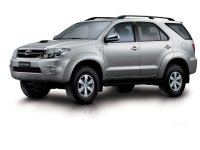 fortuner2005.jpg