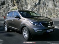 Kia-Sportage%202011%20800x600%20wallpaper%2050.jpg