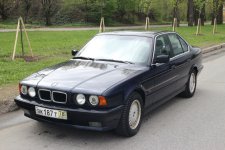 520i_94_blau_02.jpg