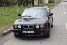 520i_94_blau_03.jpg