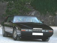 Aston Martin_Lagonda_Sedan_1976.jpg