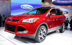 2013-Ford-Escape-front-three-quarters.jpg