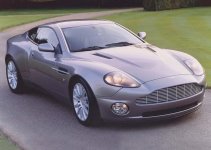 Aston Martin Vanquish.jpg