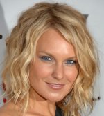 Medium-Wavy-Hair-Styles-2011.jpg