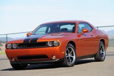 03-2011-dodge-challenger-v6-fd.jpg