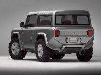 2004 Ford Bronco 2.jpg