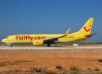 D-AHFD - B737-800 TUIFly - FAO 02-09-07.jpg