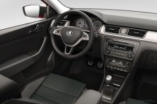 skoda_rapid_spaceback_2014_27.jpg