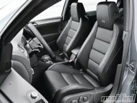 modp-1206-02+2012-volkswagen-golf-r+interior.jpg