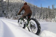 Sinbao-Bike-Russia-XD-4.0-Black-Blue-White-Sport-Bike-fatbike-internet-0-winter.jpg