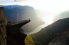 Trolltunga-Copy.jpg