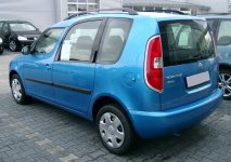 Skoda_Roomster_rear_20071125 (1).jpg