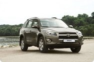 new_rav4_bg3_tcm305-901715.jpg