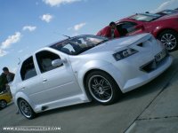 dacia-logan-pro-street-tuning05.JPG